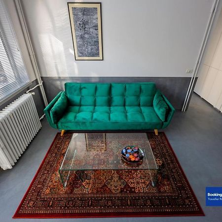 Apt 4 Kicks Cluj-Napoca Luaran gambar